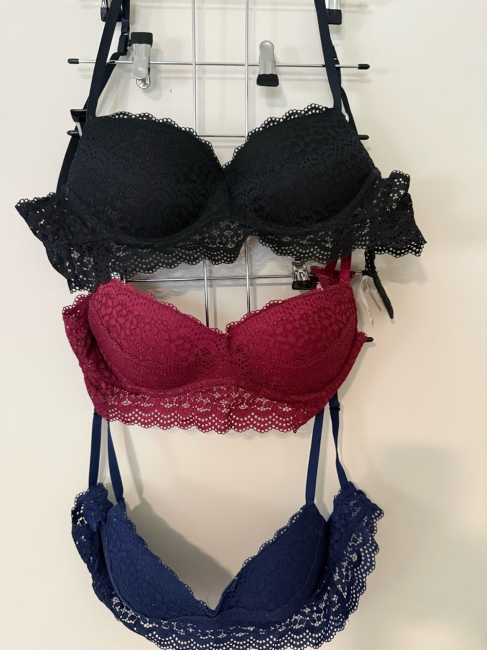 3 Xhilaration Lace wireless push-up  Bralette in Black 34b blue red black comfy